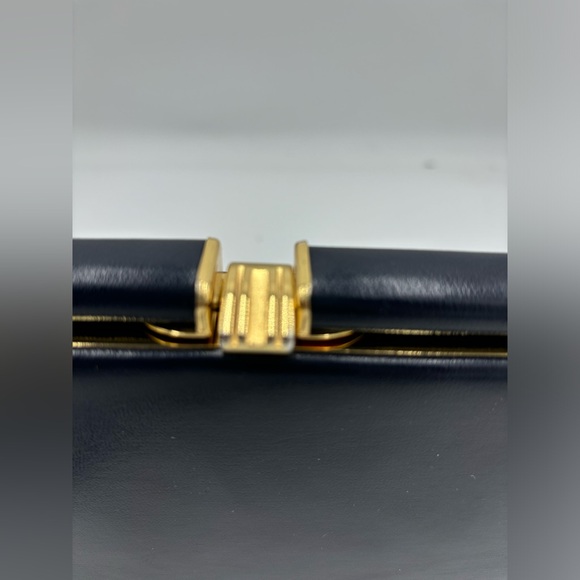 VINTAGE Hardshell Gold Clasp Navy Crossbody Pocketbook Bag - Picture 4 of 11